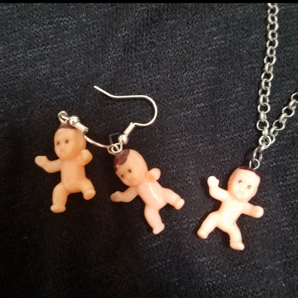 BABY CHAIN AND EARRING